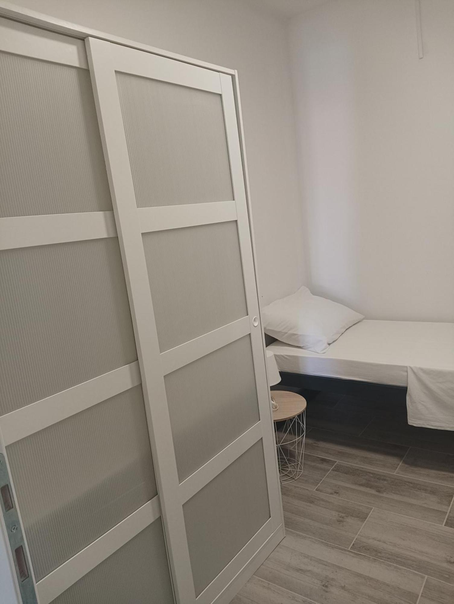 Val Apartmani, Stara Novalja Eksteriør billede